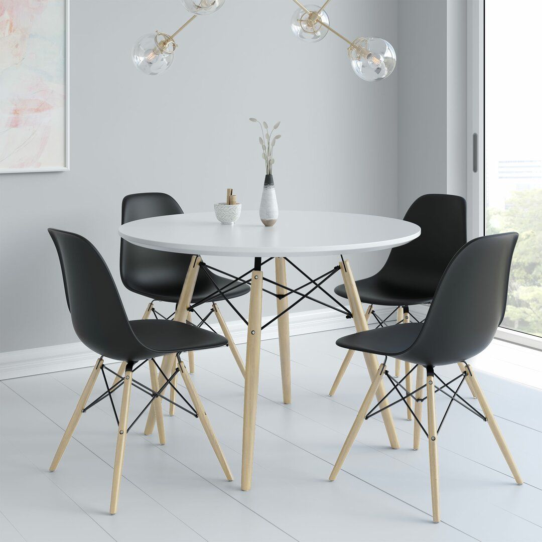 Modern and Minimalist Dining table